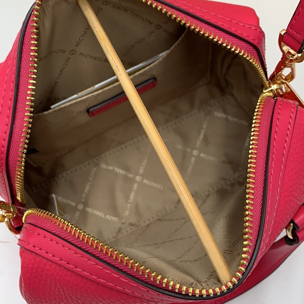 Michael Kors Travel Small Duffle Leather Crossbody Satchel Electric Pink NWT - Picture 10 of 15